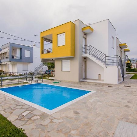 Ofrínion Danai Residential Complex מראה חיצוני תמונה