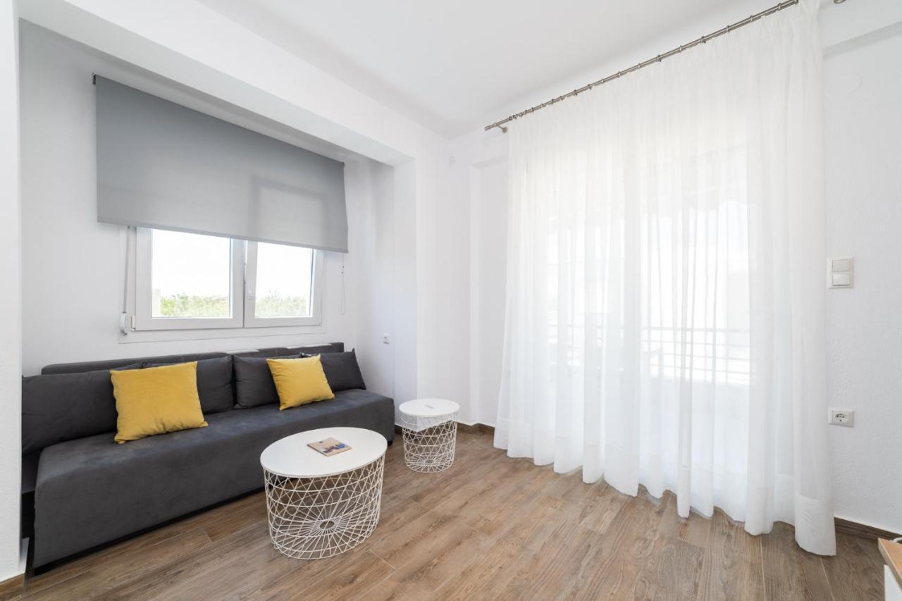 Ofrínion Danai Residential Complex מראה חיצוני תמונה